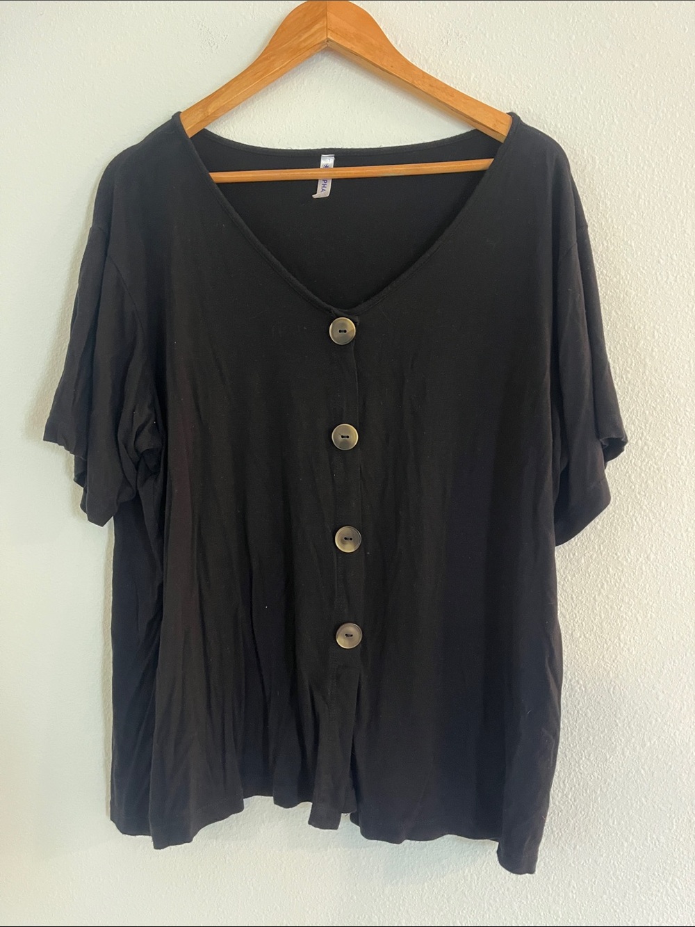 Piphany Black Button-Front V-Neck Top